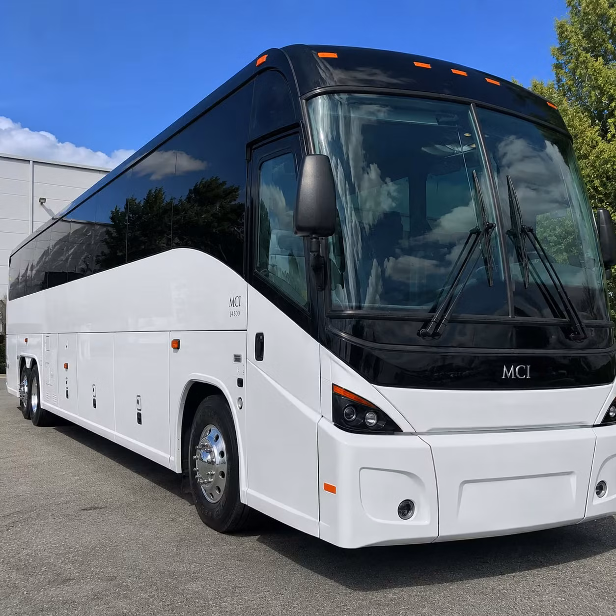 corporate groups flying in and out of houston love a private league city airport shuttle
