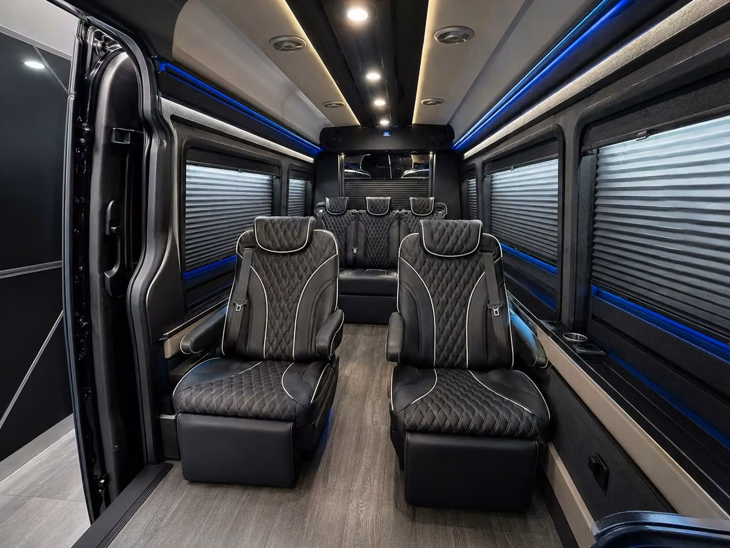 large group airport transportation for events conferences and reunions near league city