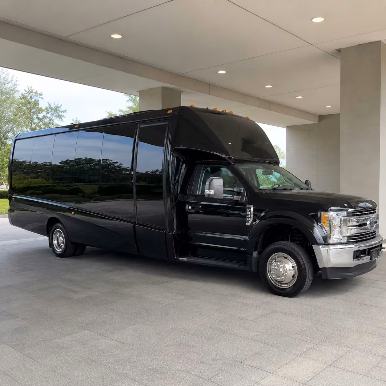 why a party bus from league city makes the concert the whole night
